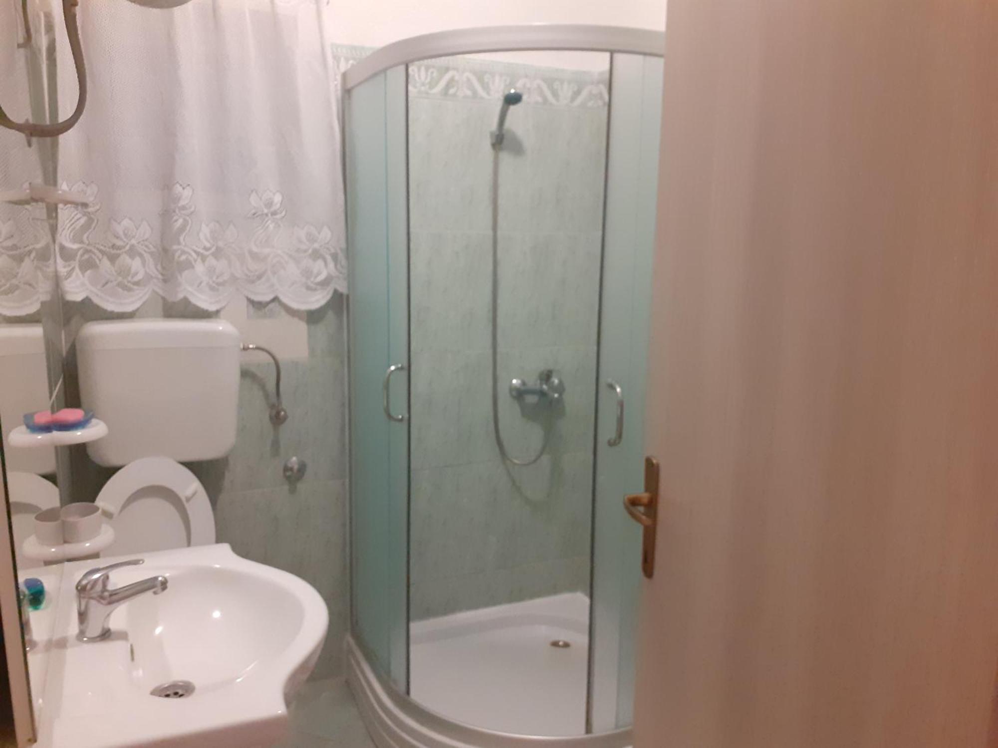 Dada Lejlighed Senj  Værelse billede